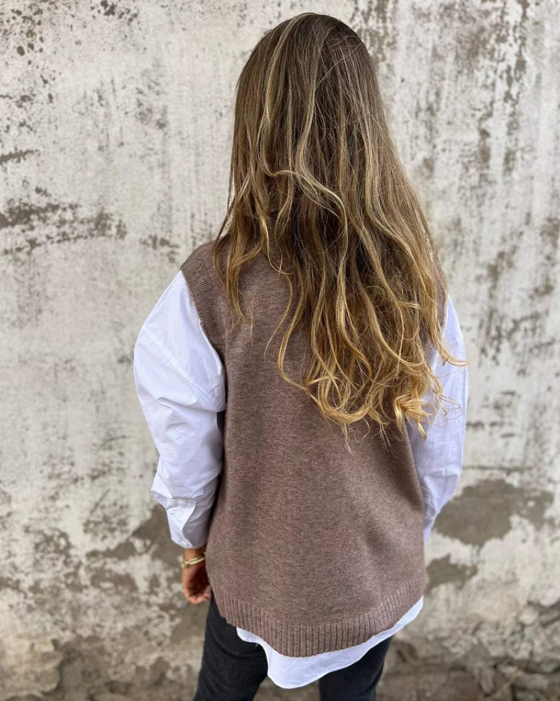 NUSA - COMFORTABLE KNITTED GILET