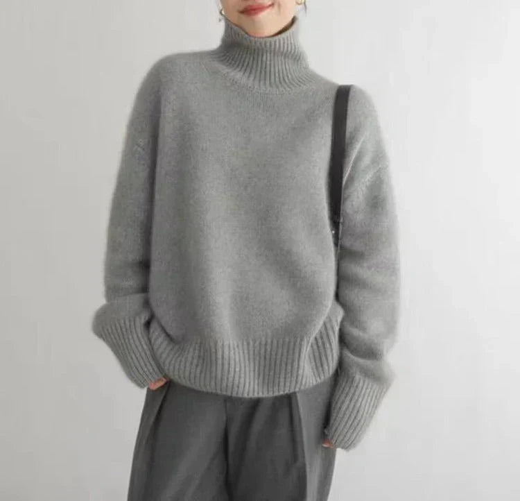 LENA | TURTLENECK SWEATER