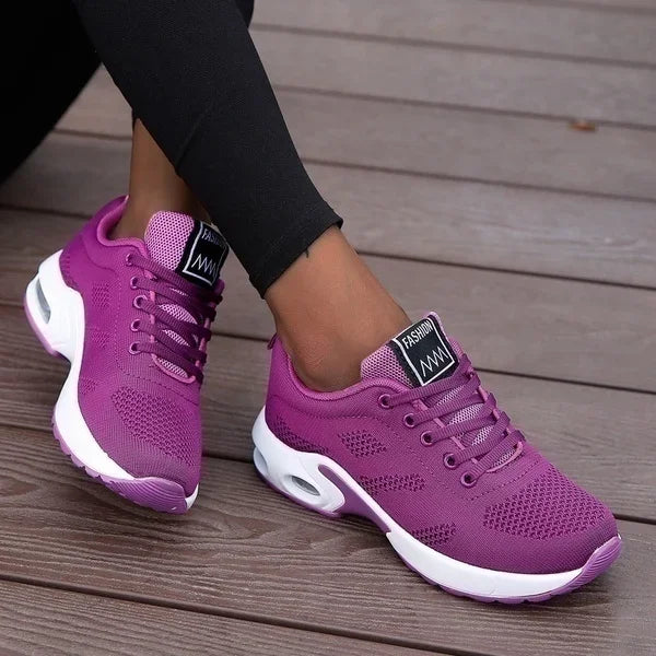 Delinda | Sporty Everyday Sneakers