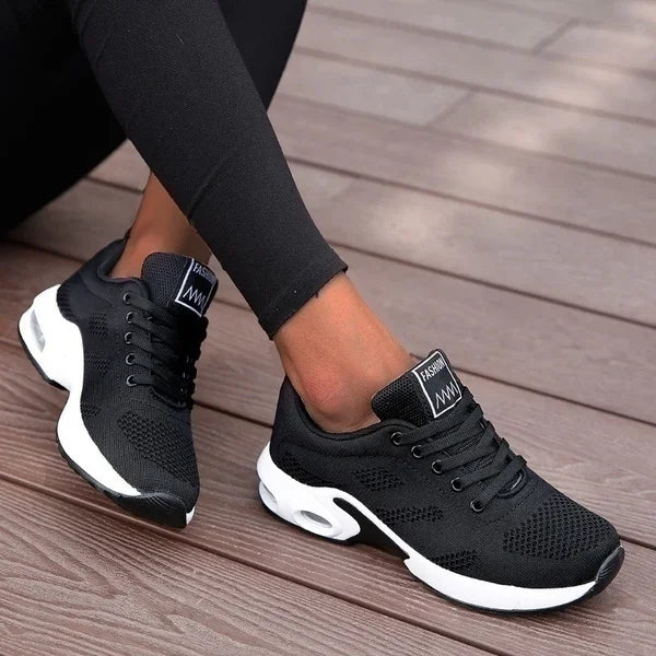 Delinda | Sporty Everyday Sneakers