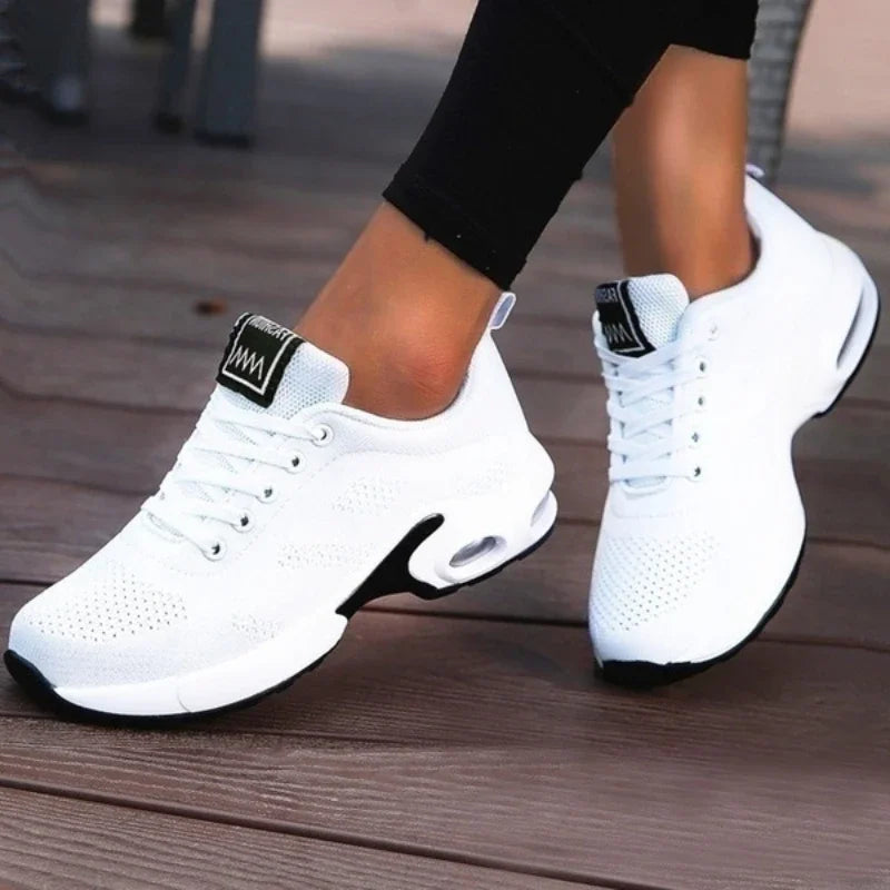 Delinda | Sporty Everyday Sneakers