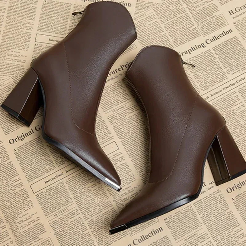 Elena | Relaxed Fit Heels