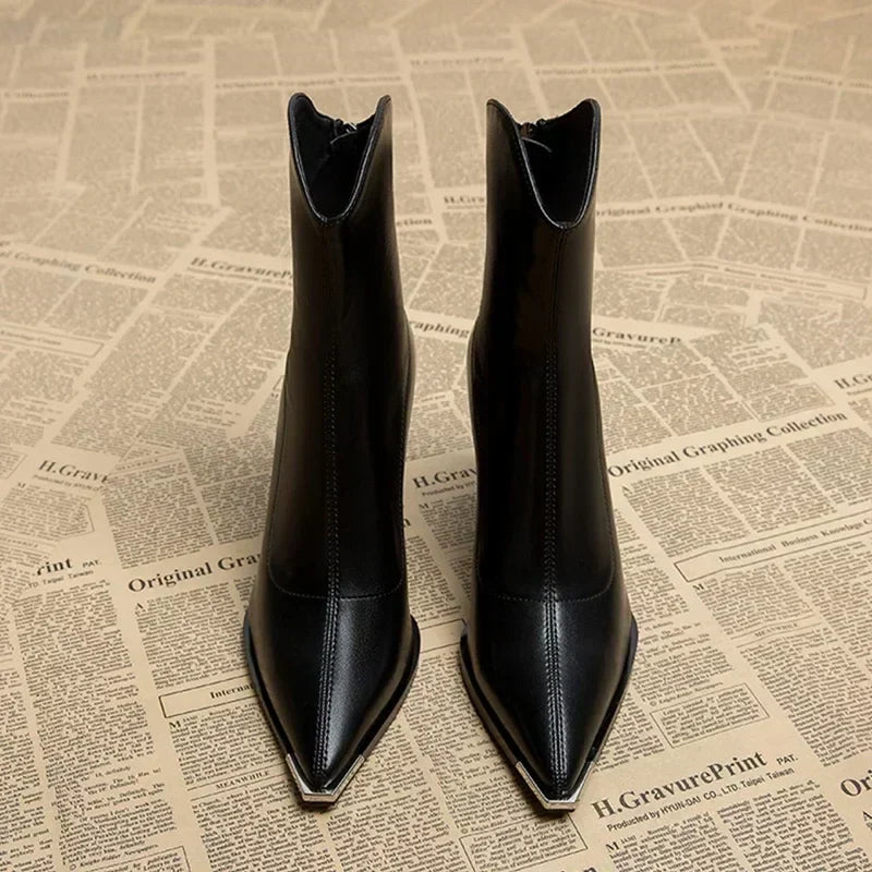 Elena | Relaxed Fit Heels