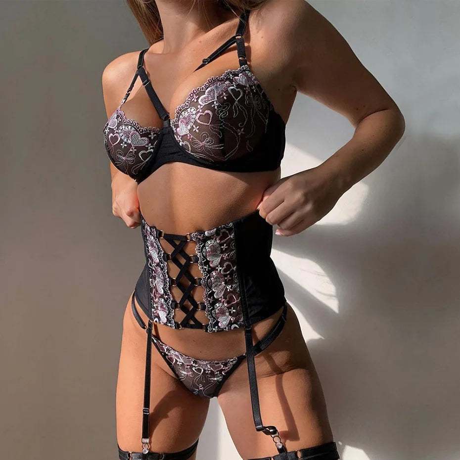 Layla | Elegant French Lingerie