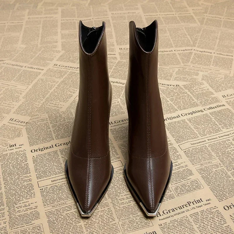 Elena | Relaxed Fit Heels