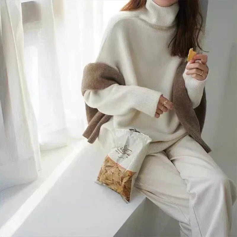 LENA | TURTLENECK SWEATER