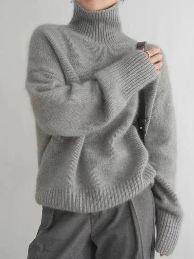 LENA | TURTLENECK SWEATER