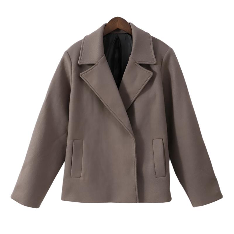 Tessa | Wool coat with lapels