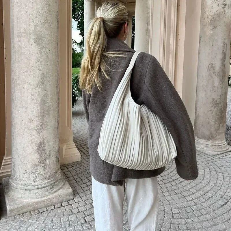Tessa | Wool coat with lapels