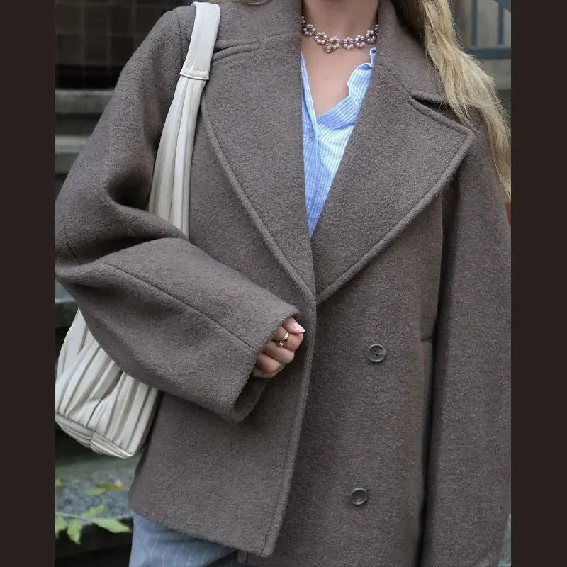 Tessa | Wool coat with lapels
