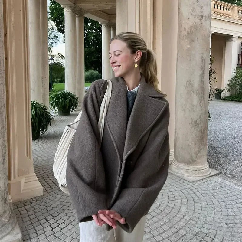 Tessa | Wool coat with lapels