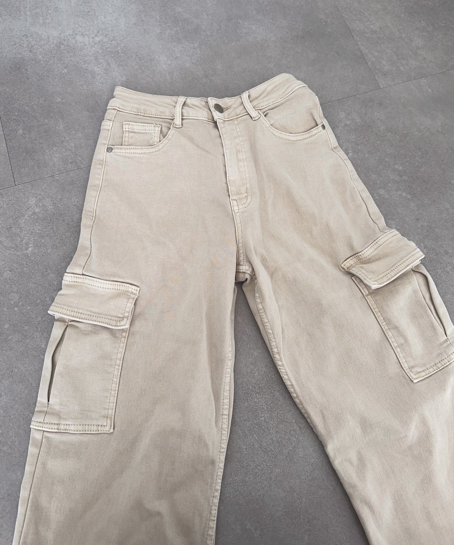 Pilar® | Eva Cream Cargo Pants