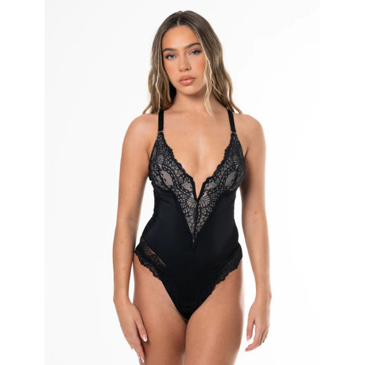 Sarah | Curvy Confidence Boost