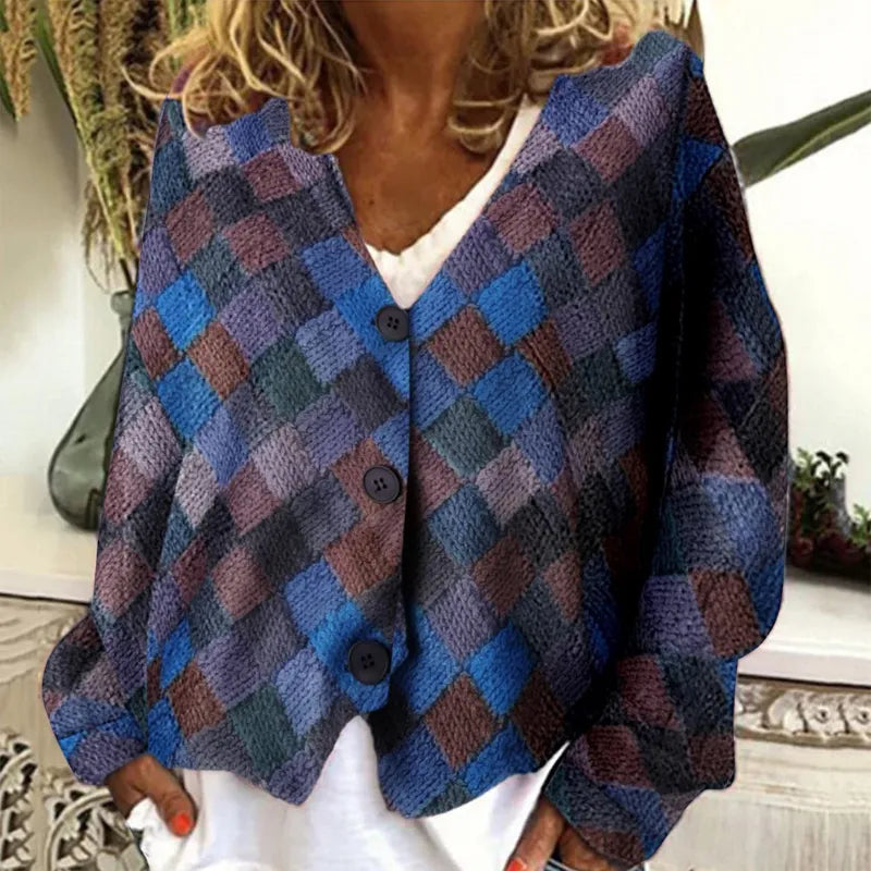 Léa Blanchet | V-Neck Buttoned Jacket