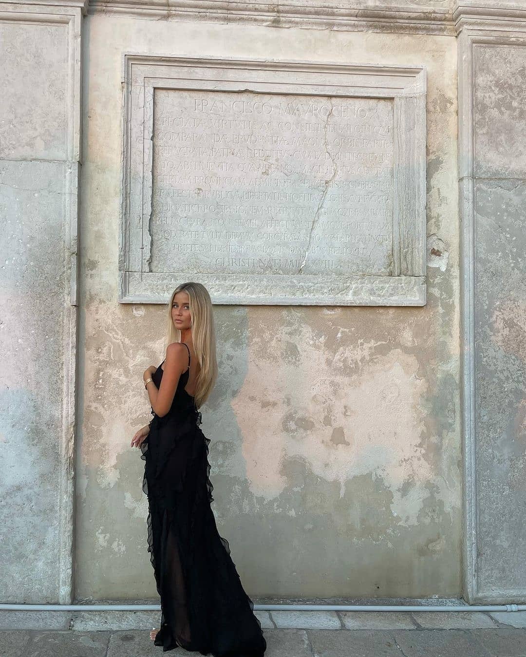 Mara | Backless Off-shoulder Maxi Dress