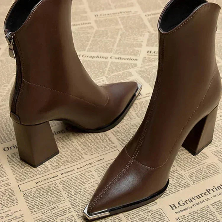 Chelsea™ | Stylish Leather Heels
