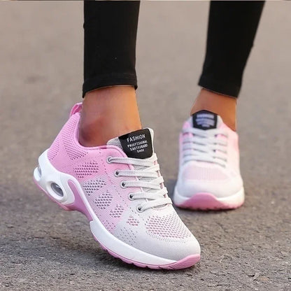 Delinda | Sporty Everyday Sneakers