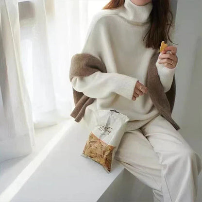LENA | TURTLENECK SWEATER